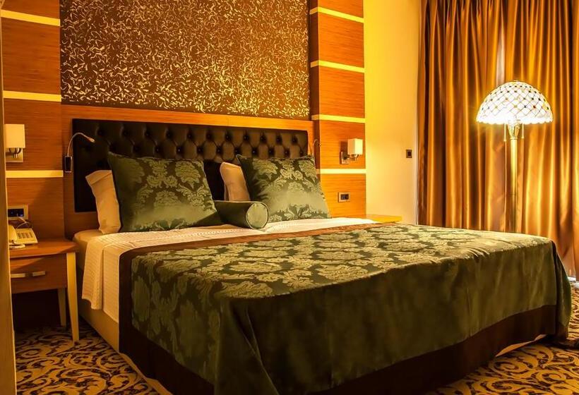 Номер Стандарт, Malahit Exclusive City