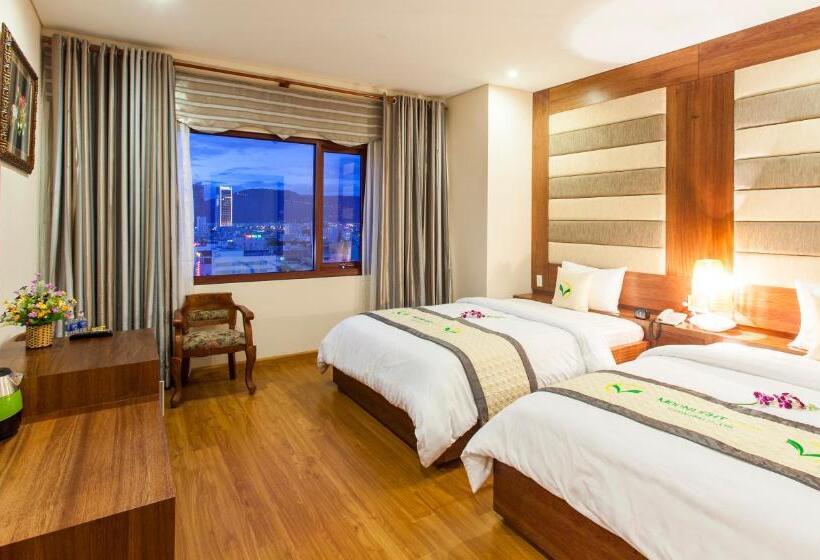 اتاق سوپریور با چشم‌انداز شهر, Moonlight Hotel Suites & Spa Vip   High Floor, The Best View In The City Center, Dragon Bridge View