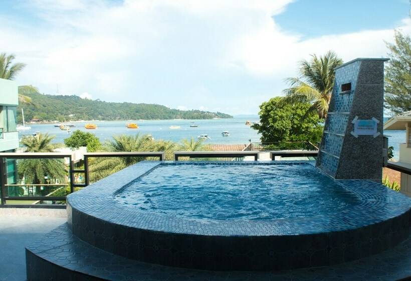 스위트 킹사이즈 침대, Phi Phi Nice Beach Hotel Hip