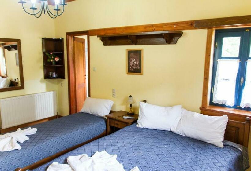 Номер Стандарт Трехместный, Napoleon Zaglis Guesthouse