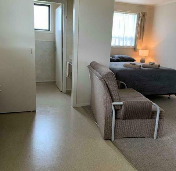 Студия Стандарт, Waiouru Welcome Inn