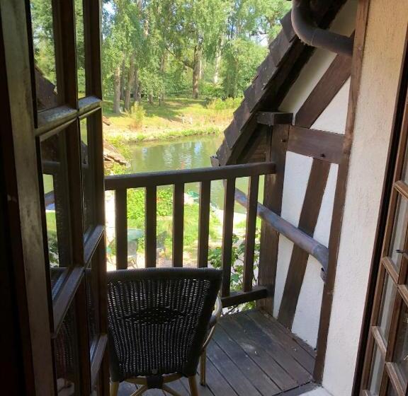 Номер Стандарт, Le Moulin D Andé