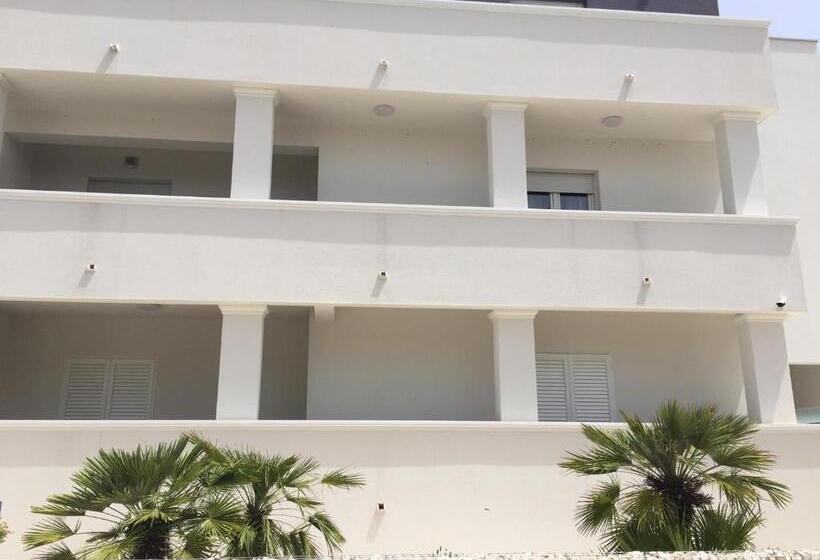 Номер Deluxe с Балконом, Diklo Beach Rooms Adults Only