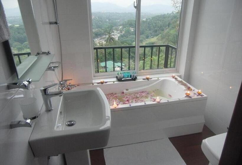 Family Suite, Villa Arunalu Kandy