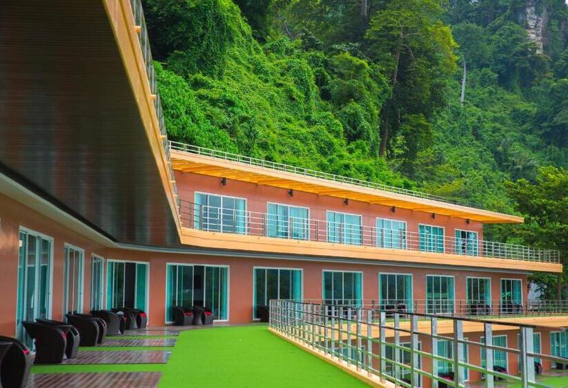 Номер Deluxe, Phi Phi Cliff Beach Resort