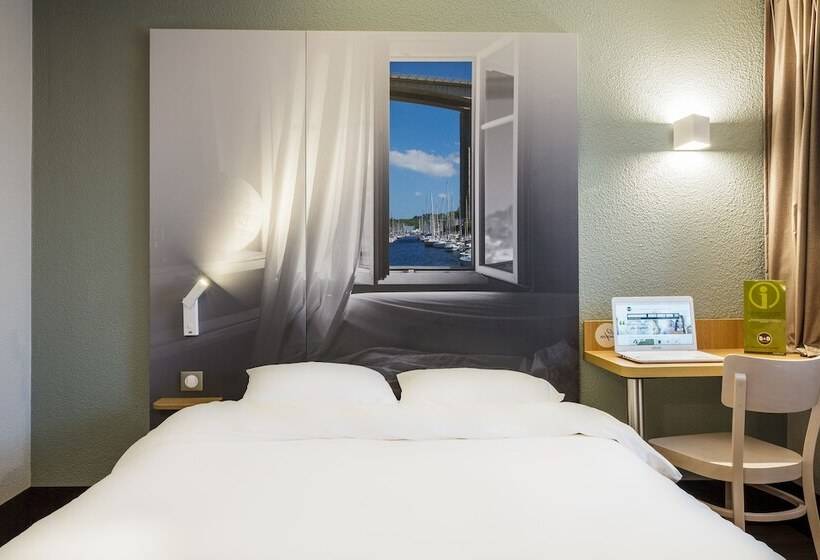 Номер Стандарт, B&b Hotel Saint Brieuc