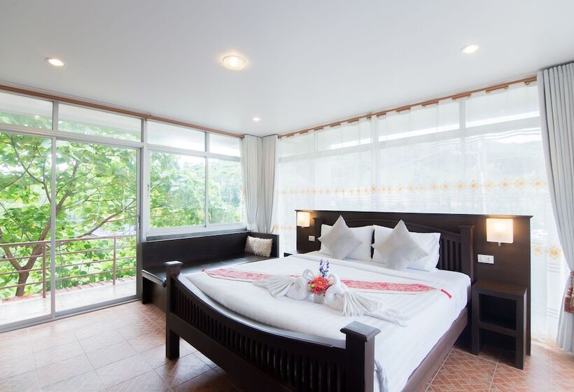 Номер Deluxe с Балконом, Lanta Nice Beach House