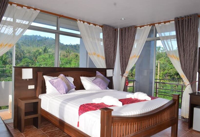 Номер Deluxe с Балконом, Lanta Nice Beach House