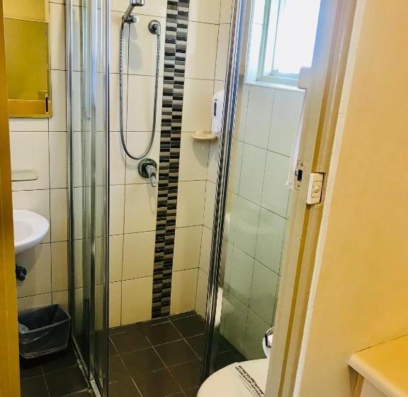 Номер Стандарт, Westside Motor Inn
