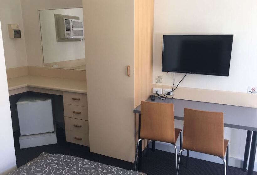 Номер Стандарт, Westside Motor Inn
