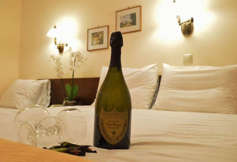 标准三人间, Alexakis Hotel & Spa