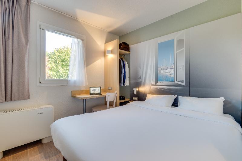 Четырехместный Номер Стандарт, B&b Hotel Frejus Puget Sur Argens