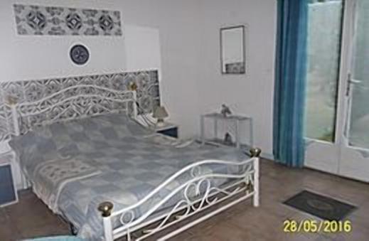 Номер Стандарт, Mas Des Pins
