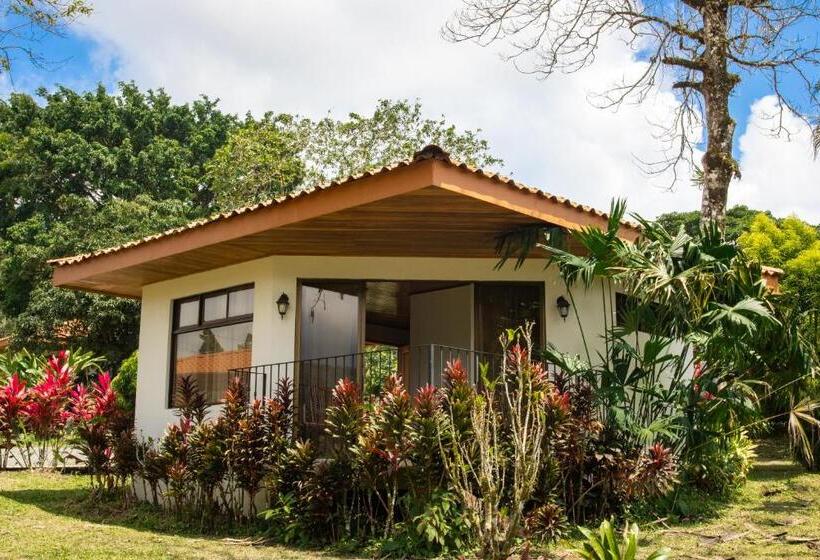 Standard bungalow with view, Miradas Arenal Hotel & Hotsprings