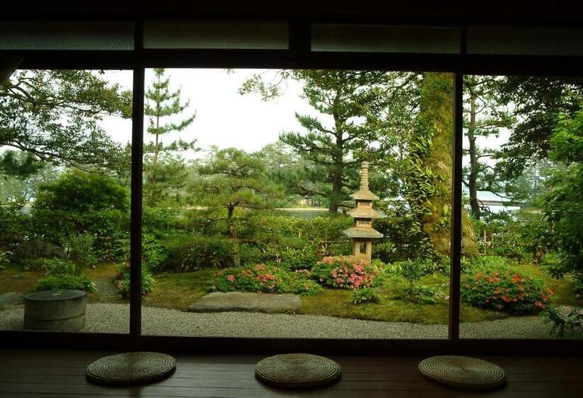 4인용 스탠다드 룸, Monjusou Shourotei