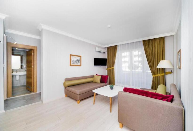 Семейный Номер, Royal Garden Beach Hotel   All Inclusive