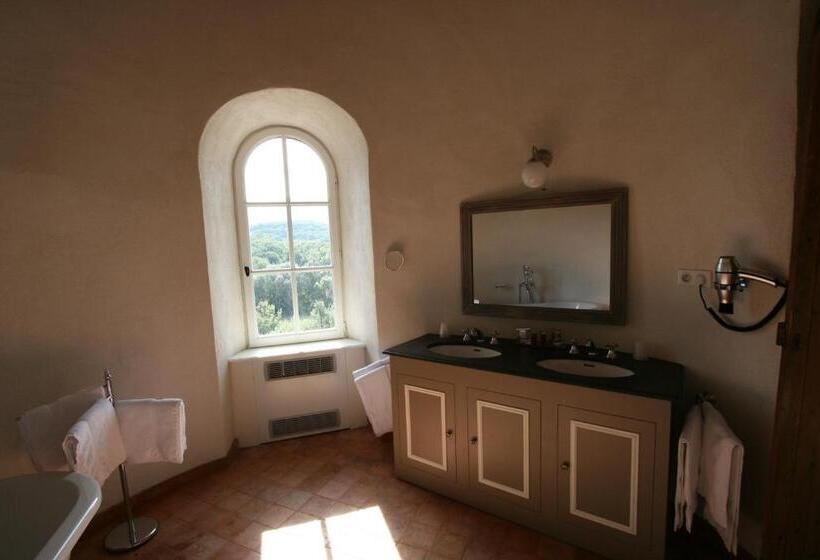 Люкс, Château Les Oliviers De Salettes