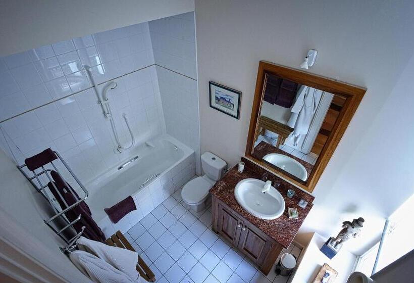 Номер Стандарт, Le Clos Raymi