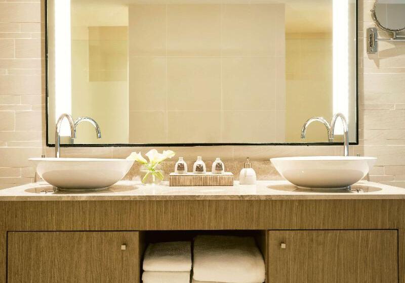 Люкс Executive Вид на Море, Mövenpick Siam Hotel Na Jomtien Pattaya