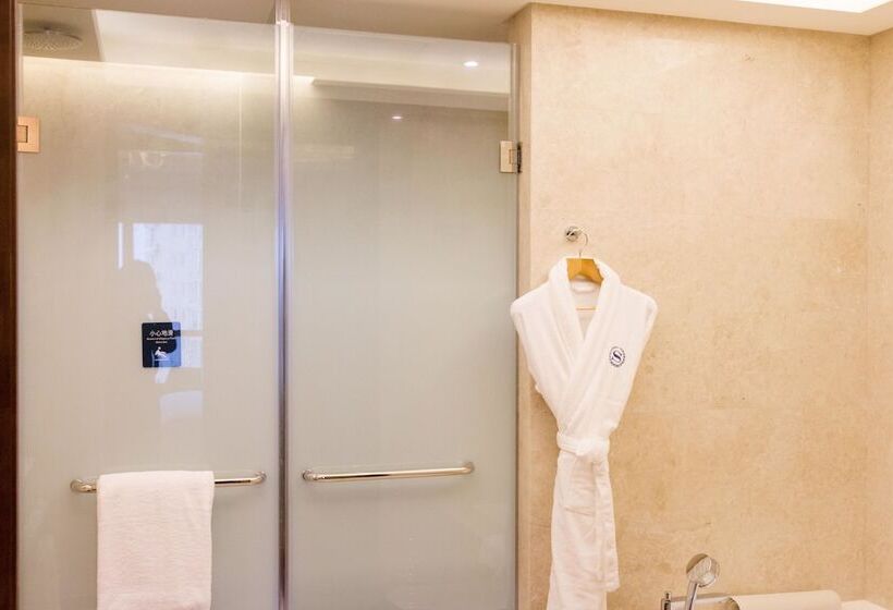 Номер Клуб, Sheraton Nanchang