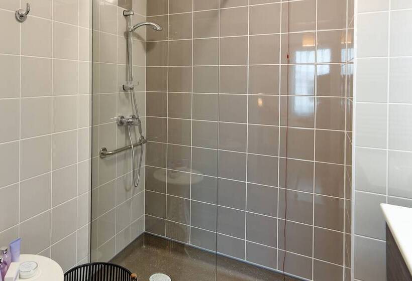 Апартаменты 1 Спальня, Zenao Appart Hôtels Montreuil