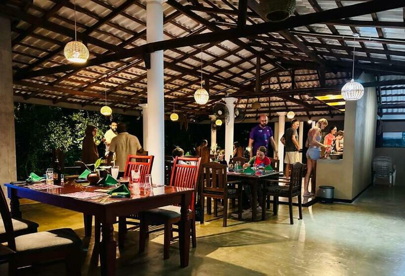 اتاق استاندارد, Nature House
