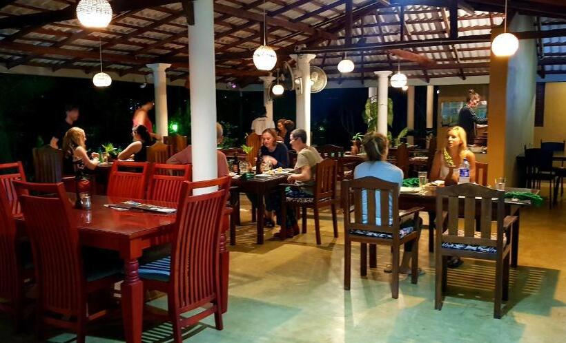 اتاق لوکس سه تخته, Nature House