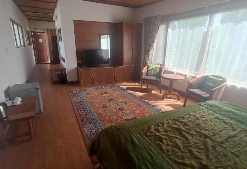 سوییت, Shambhala Resort