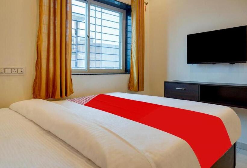 Номер Стандарт, Fabhotel The Golden Leaf