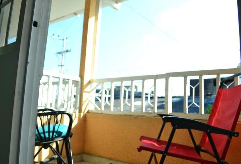 带2个卧室的公寓, Hostel Stingray