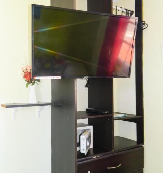 اتاق استاندارد سه تخته با بالکن, Hostel Stingray