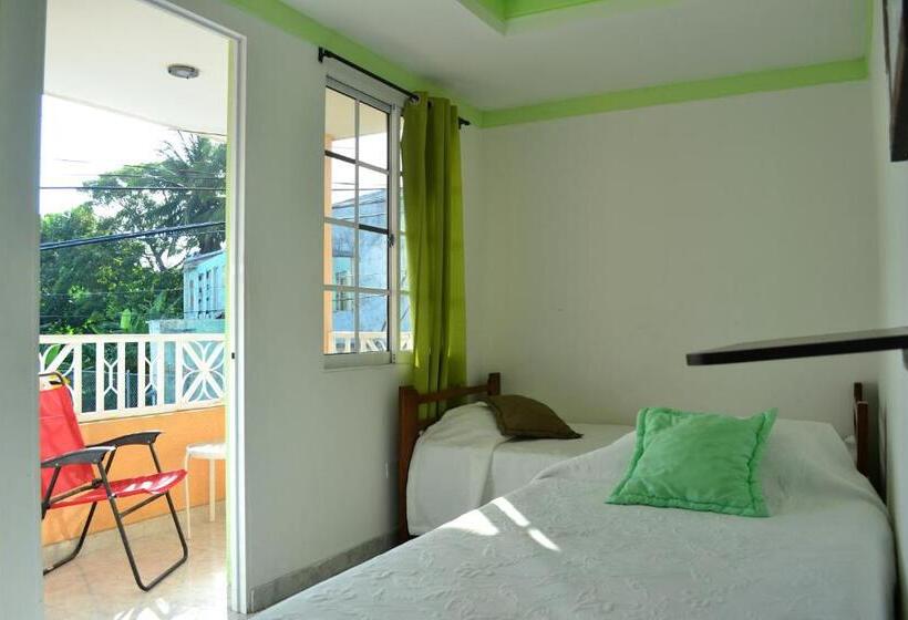 آپارتمان 2 خوابه, Hostel Stingray