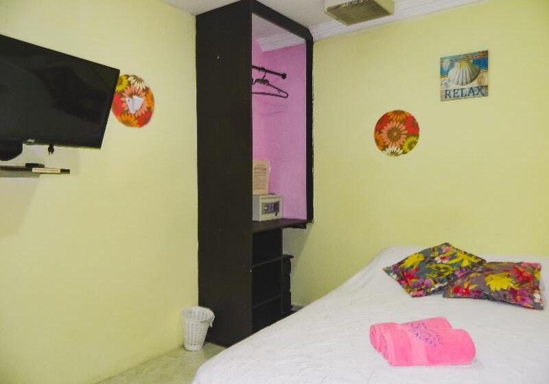 经济房, Hostel Stingray