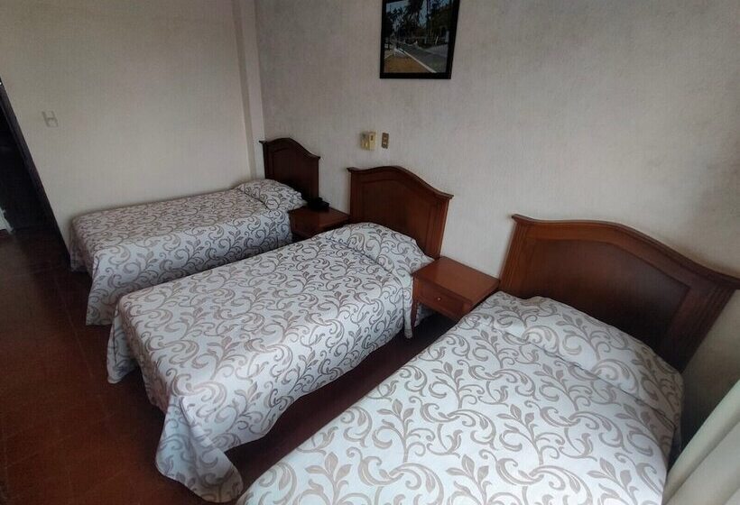 חדר סטנדרט לשלושה, Posada Doña Lala