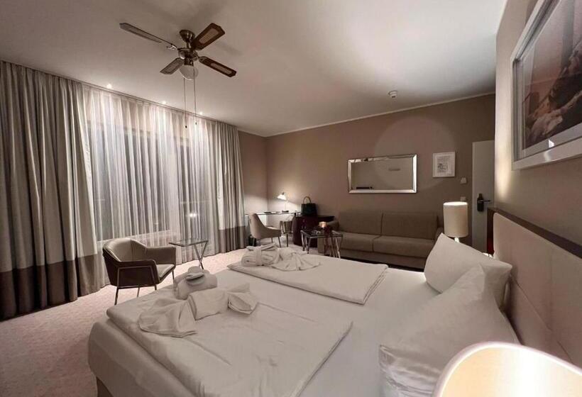 Полулюкс с Балконом, Resort Märkisches Meer