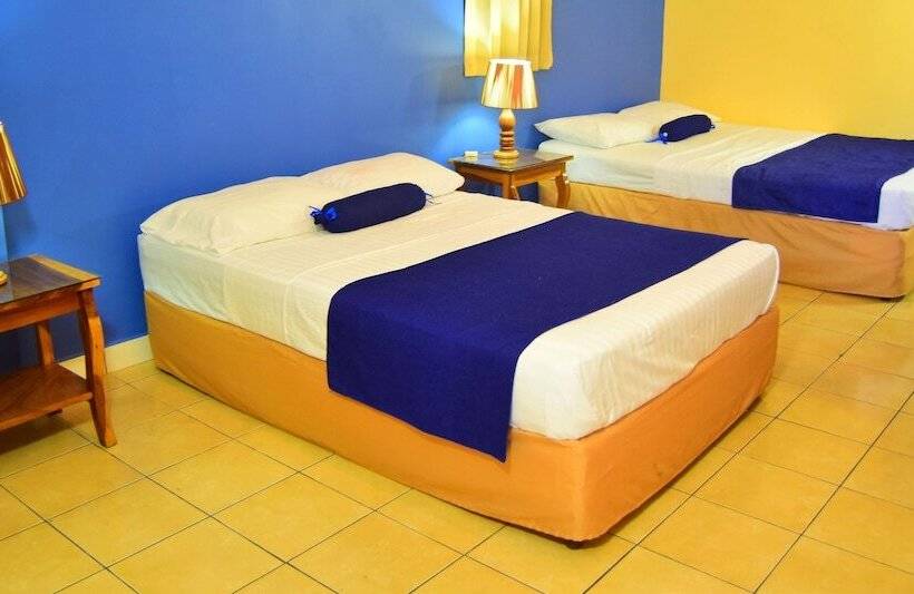 اتاق استاندارد با 2 تخت دوبل, Xolotlán   Hostel