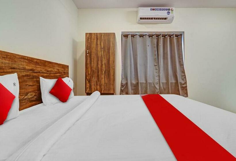 غرفة كلاسيكية ثلاثية, Oyo Flagship 81135  R Square Inn
