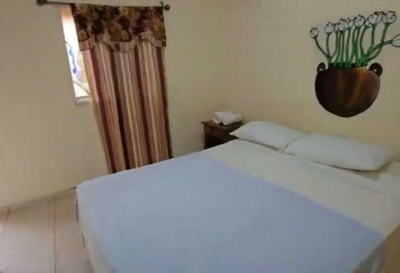 Номер Стандарт, Hostal Y Restaurante Posada Real