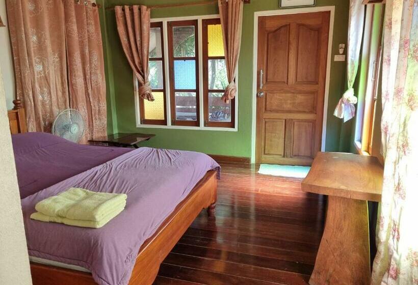 Бунгало Стандарт, Hello Sichang Bungalow