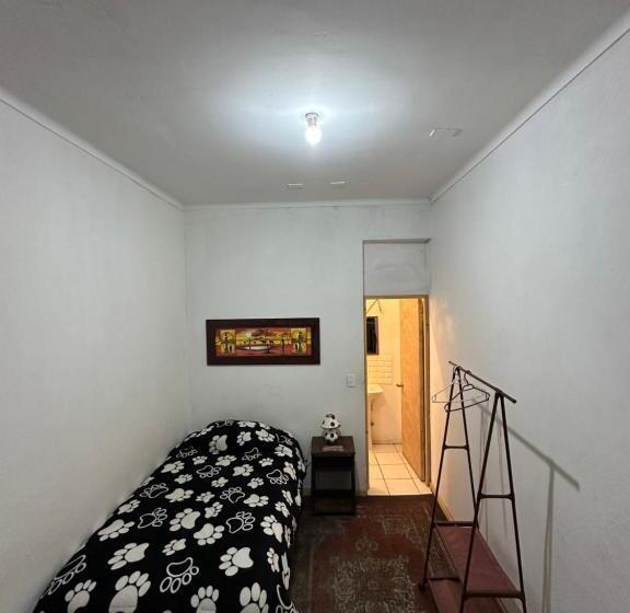 Номер Стандарт Индивидуальный, Hostal Antonella Los Angeles