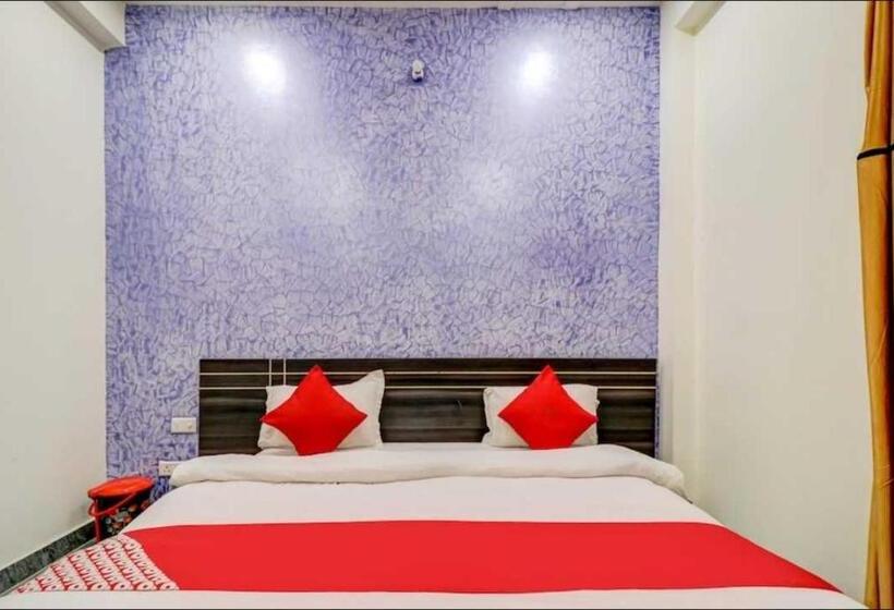Трехместный Номер Классика, Oyo New Star Residency
