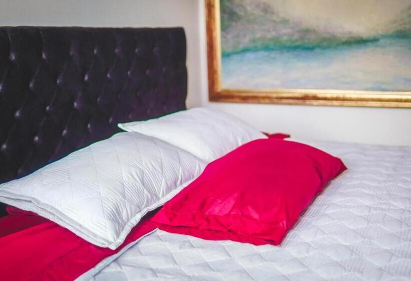 Люкс Deluxe Кровать Кинг, El Molino