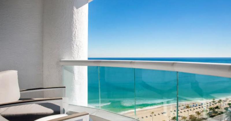 オーシャンビュージュニアスイート, Conrad Fortlauderdale Beach