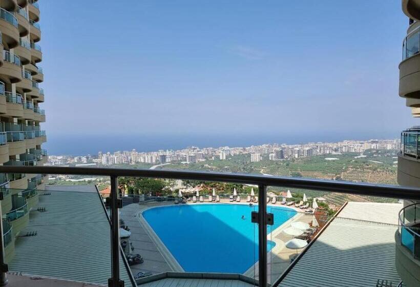 Люкс Deluxe Вид на Море, Luxery Suite Goldcity Gold City Alanya