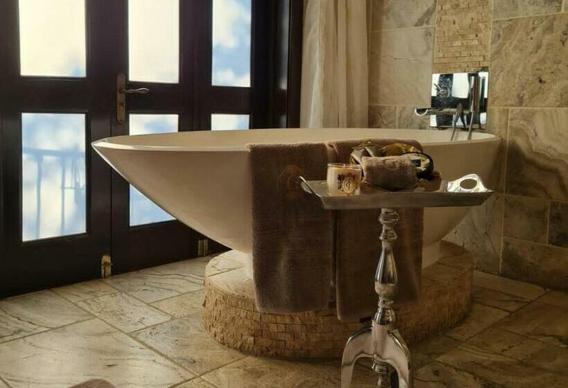 Номер Executive Кровать Кинг, Gucci Manor Boutique Guesthouse