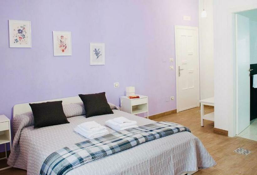 Четырехместный Номер Стандарт с Балконом, Ottaviano B&b
