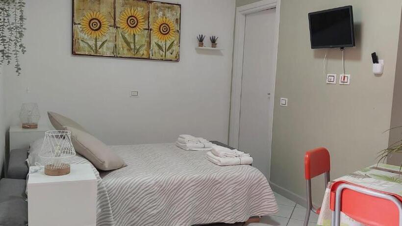 Дом 2 Спальни, Ottaviano B&b