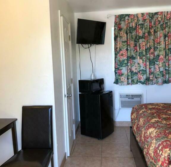 Quarto Estandar, Glades Motel   Naples