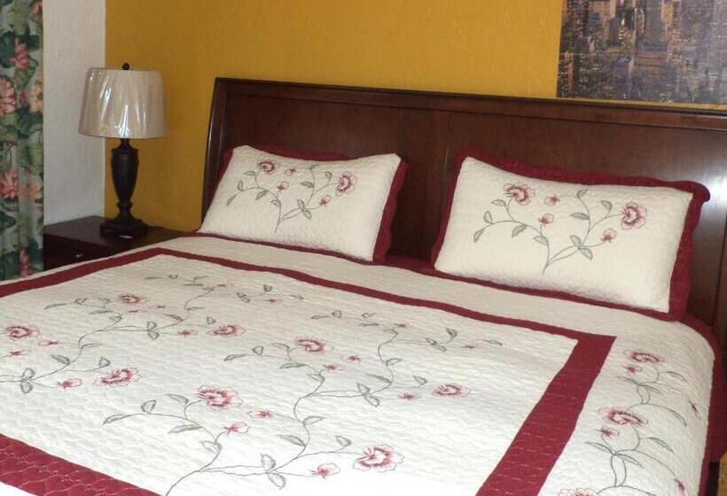 Номер Стандарт, Glades Motel   Naples