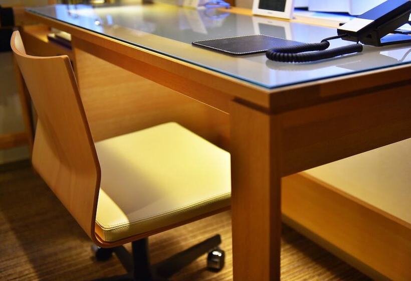 Номер Superior, Candeo Hotels Fukuoka Tenjin
